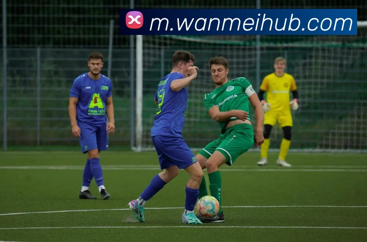 布克半场表现不佳仅得13分4助攻正负值惨淡11球队陷入困境